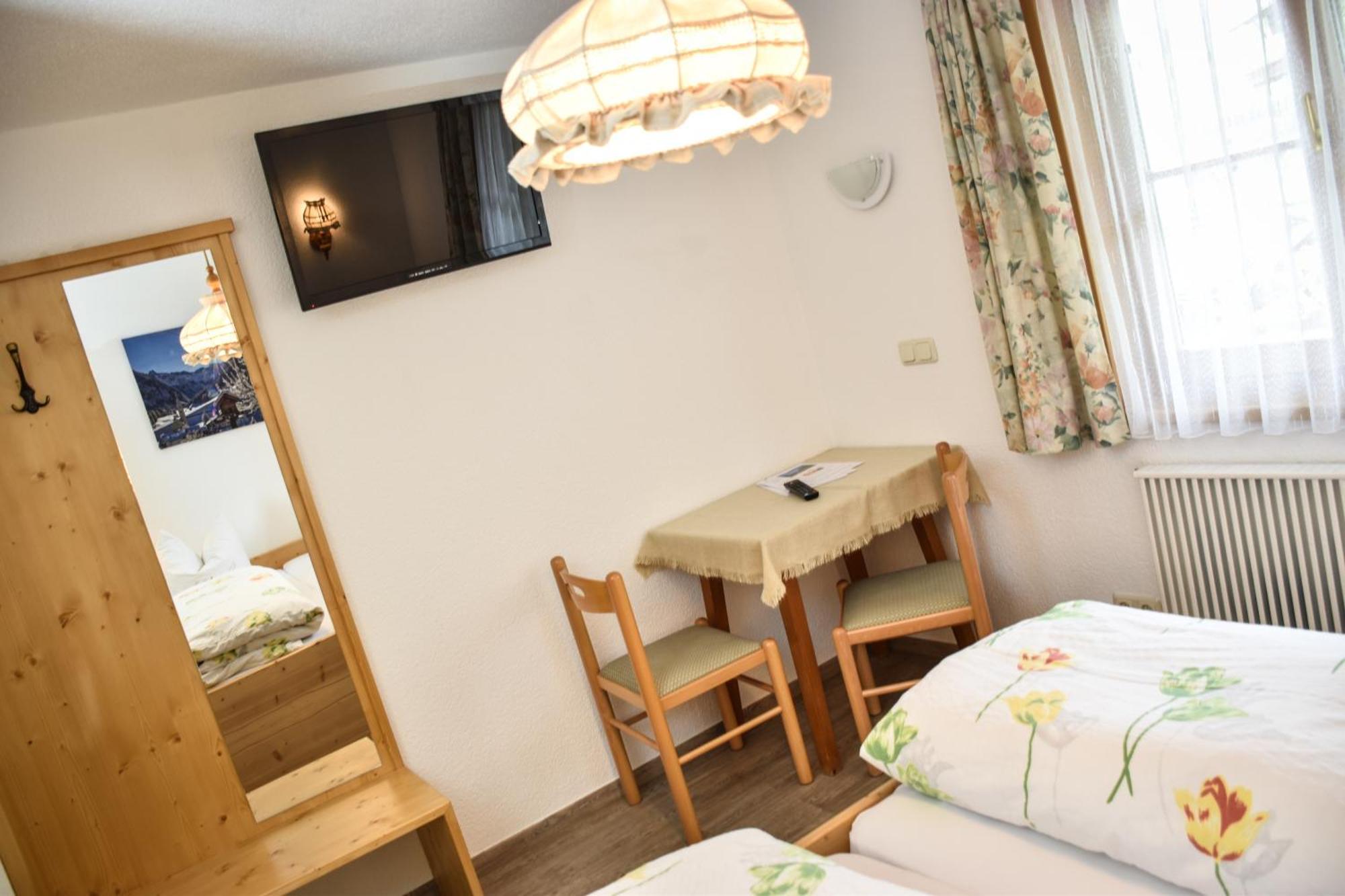 Gasthaus Alpenrose Gramais Zimmer foto