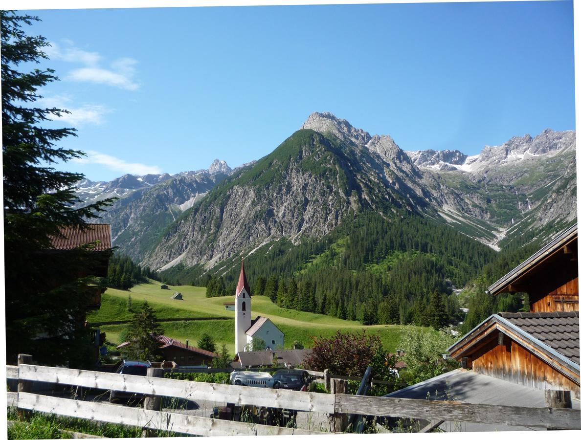 Gasthaus Alpenrose Gramais Exterior foto